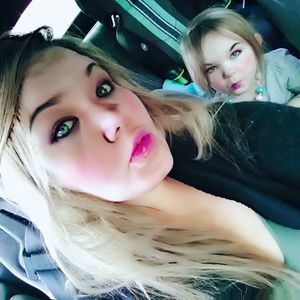 Meet your Posher, Riley